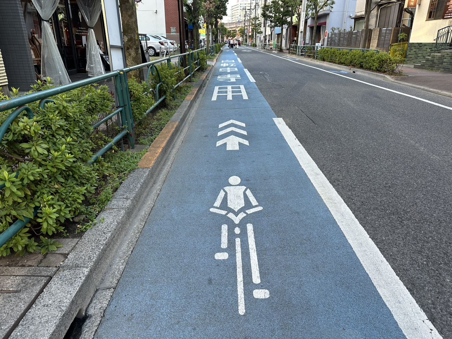 自転車青切符制度と自転車レーン整備